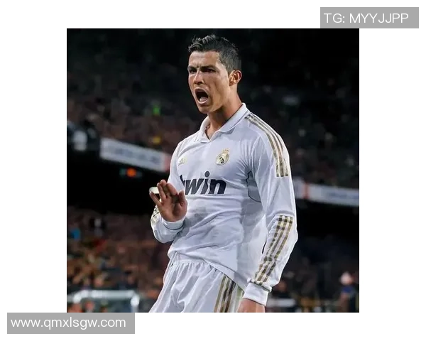 加拿大足球明星的崛起与成就：他们如何在国际舞台上闪耀光芒