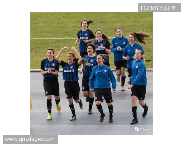 吴芳专访:从青涩小将到网球明星的奋斗与成长之路 吴芳专访:从青涩小将到网球明星的奋斗与成长之路